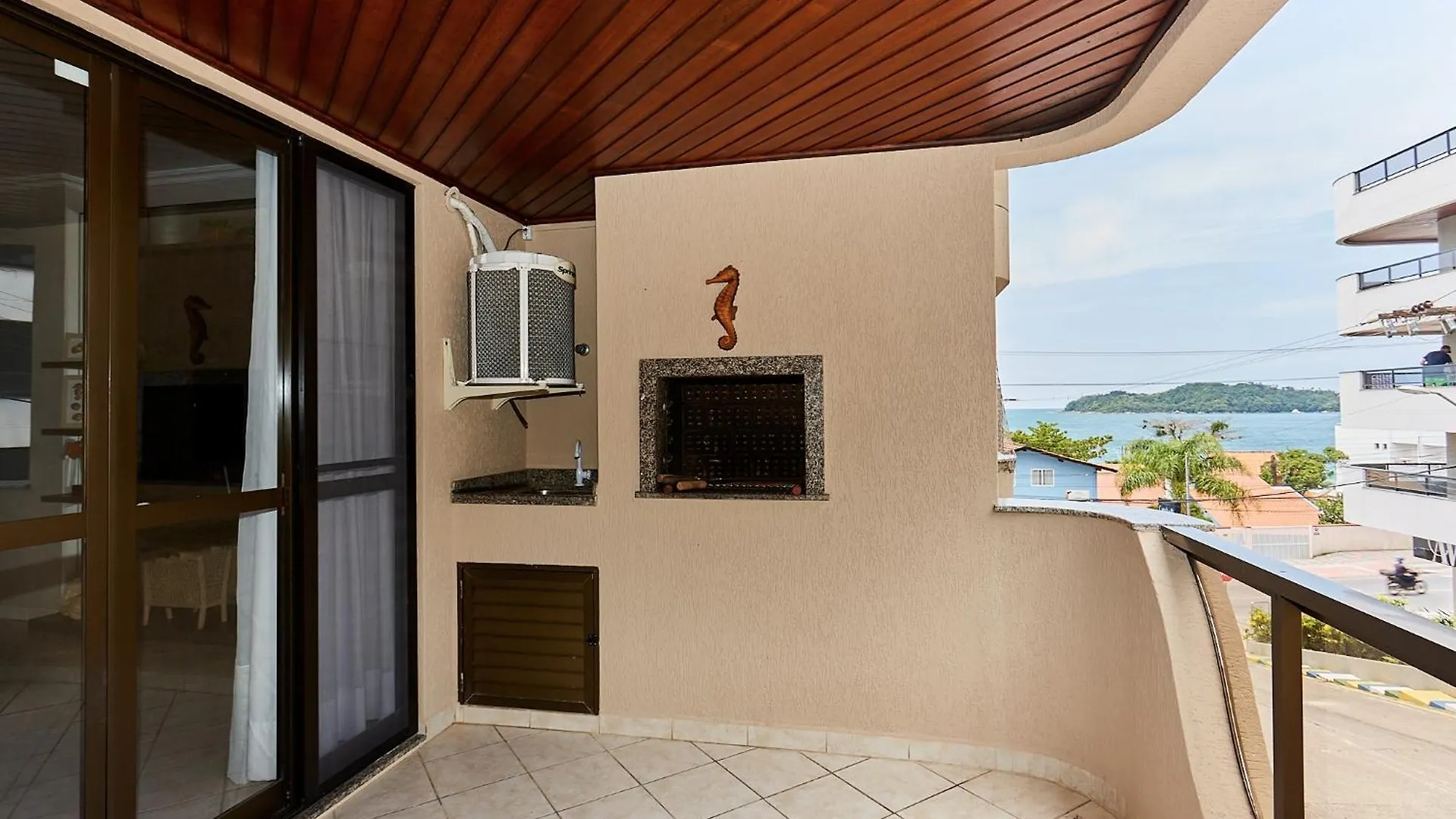 1038 Apto Sobre Avenida Con Vista Lateral Para O Mar Bombinhas Apartment